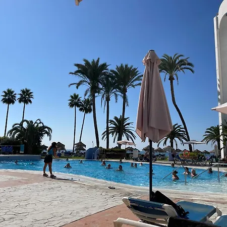 Zalig Aan Zee! شقة نيرخا